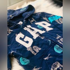 Star Wars GAP sweater 6/7